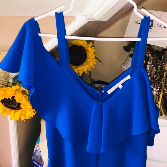 Dress - Picture 5 of 8